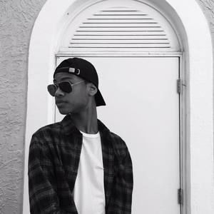 Meet your Posher, Edward